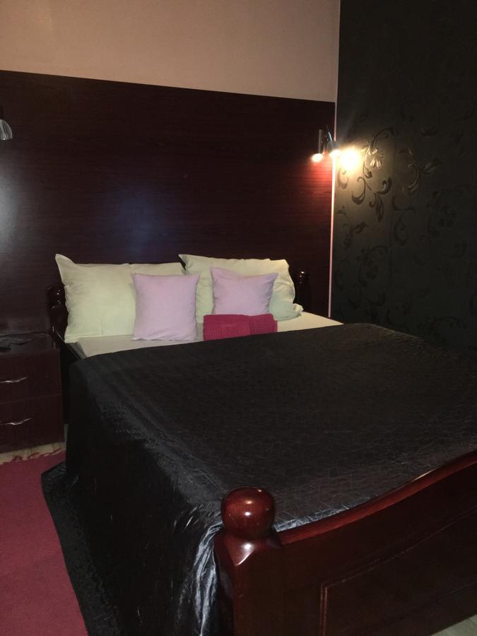 Hostel Grof Mrcajevci Екстериор снимка